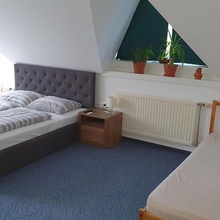 Veszprem Room Exterior foto